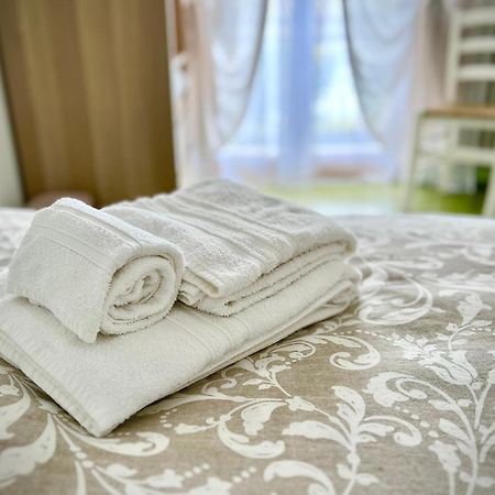 Bed&Breakfast Villa Lorena Forte dei Marmi Buitenkant foto