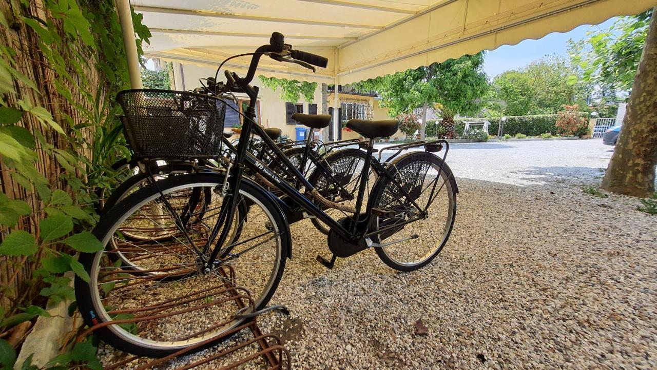 Bed&Breakfast Villa Lorena Forte dei Marmi Buitenkant foto
